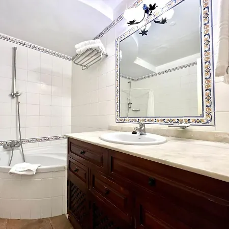 Ap1,with Sea Views, Free Wifi In Common Areas, Pool In Playa Roques 아파트 *