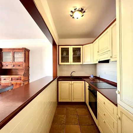 Apartment Ap1,with Sea Views, Free Wifi In Common Areas, Pool In Playa Roques Los Realejos