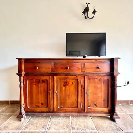 Apartment Ap1,with Sea Views, Free Wifi In Common Areas, Pool In Playa Roques Los Realejos